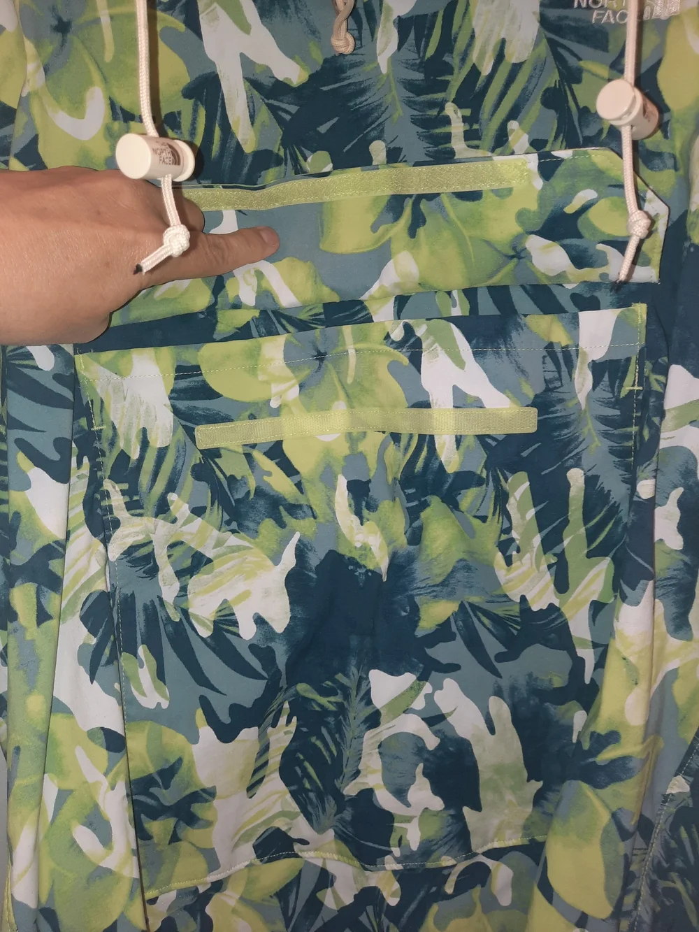 The North Face Men's Lime & Navy Green Camo Pullover Windbreaker XXL Like New